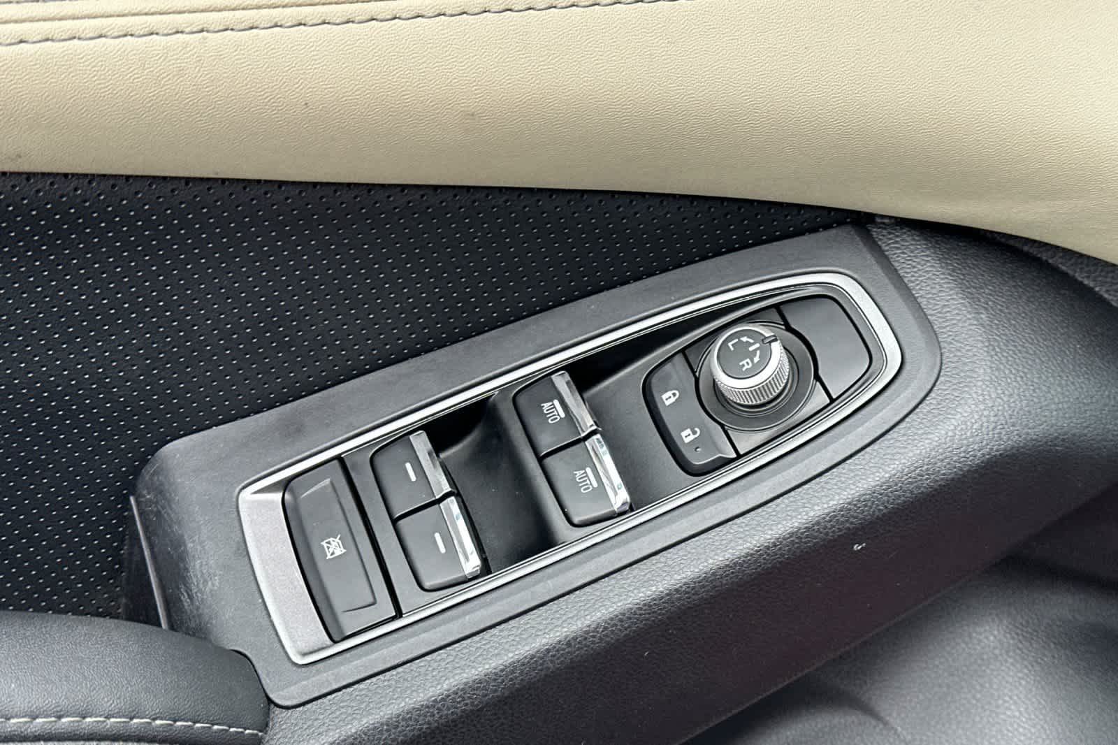 Thumbnail: 2022 Subaru Ascent - 13