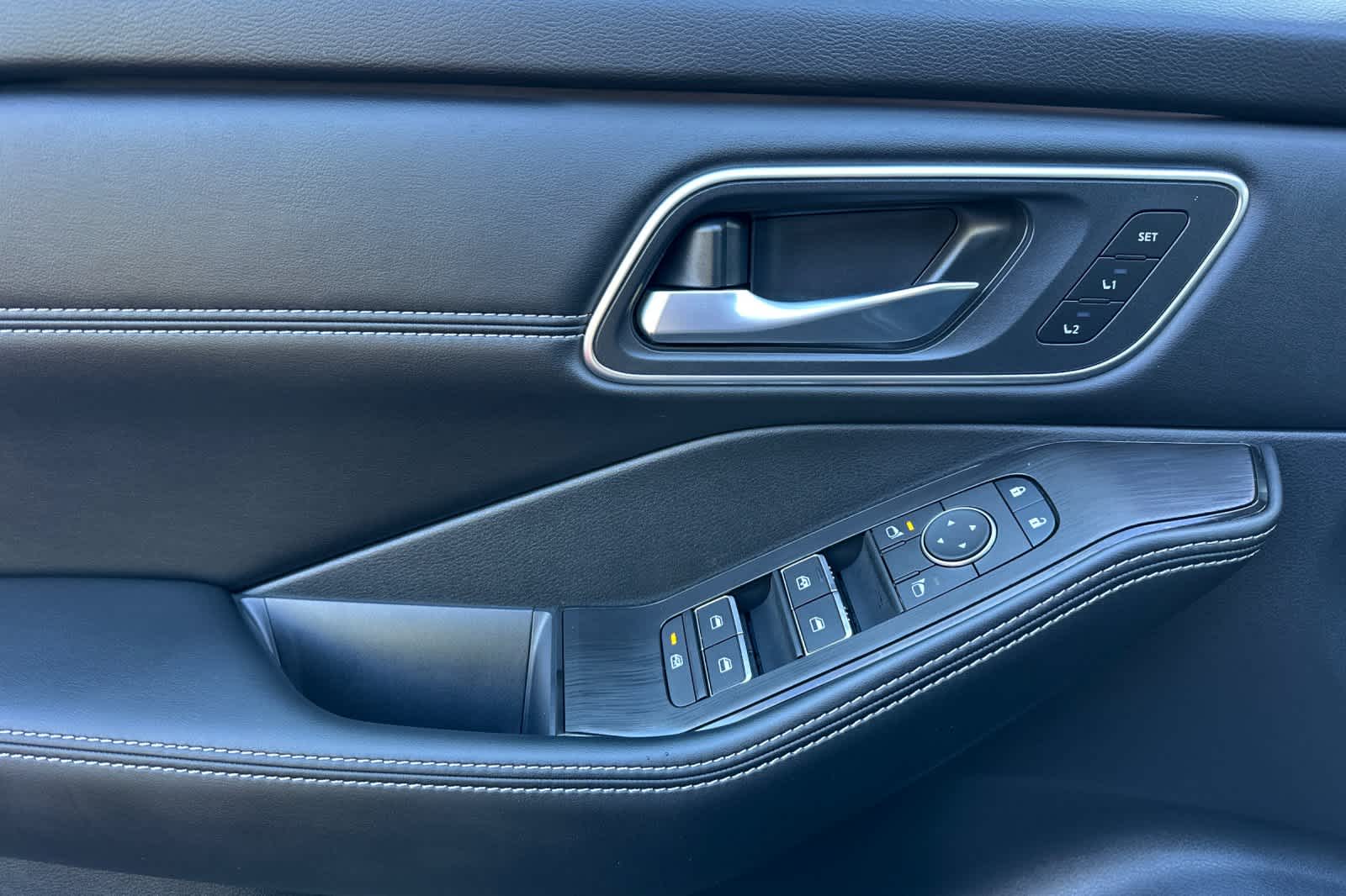 Thumbnail: 2026 Nissan Rogue - 12