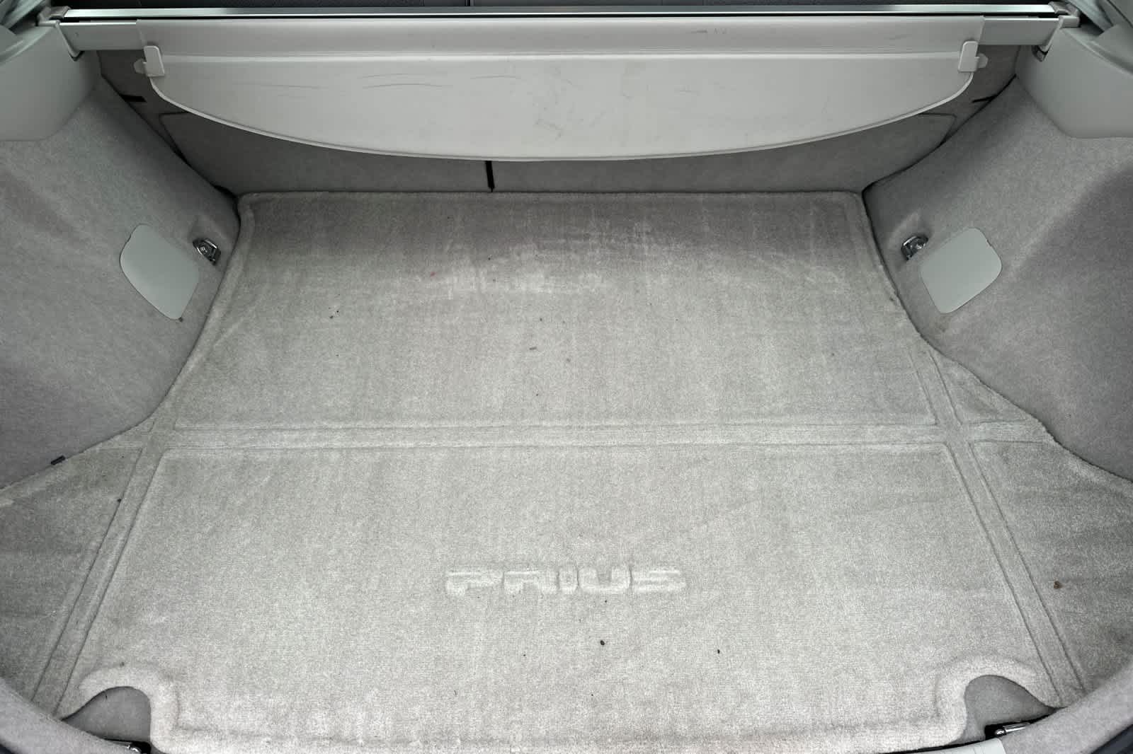 Thumbnail: 2015 Toyota Prius - 15