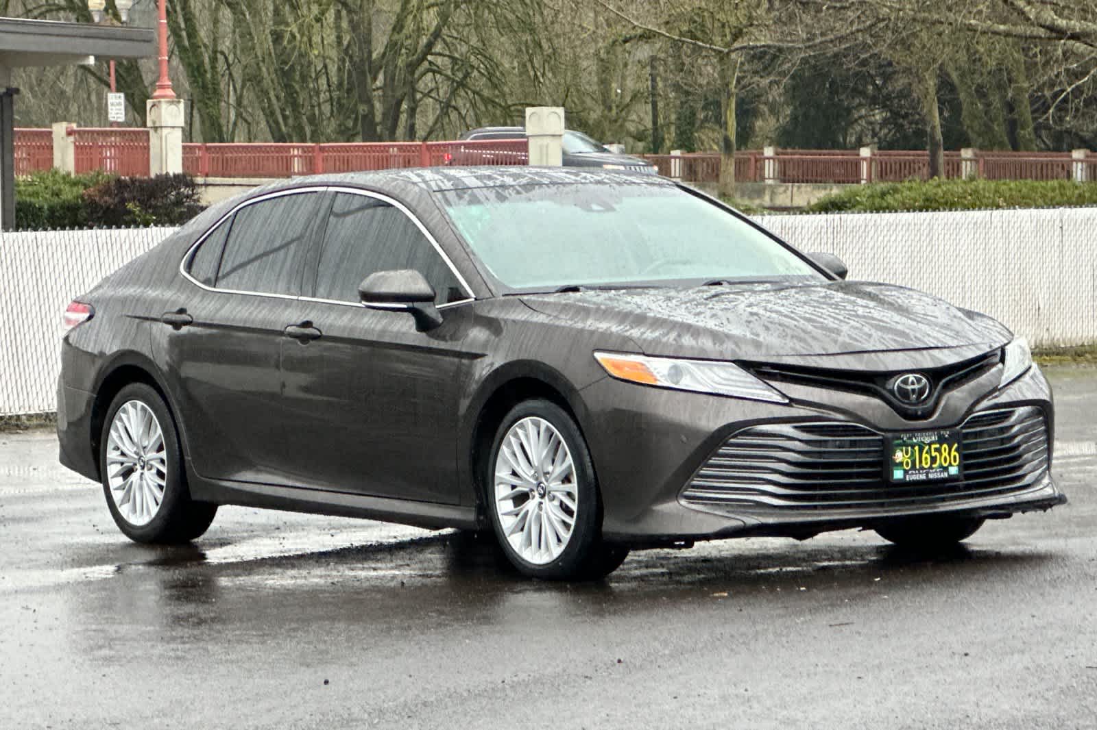 Thumbnail: 2018 Toyota Camry - 9