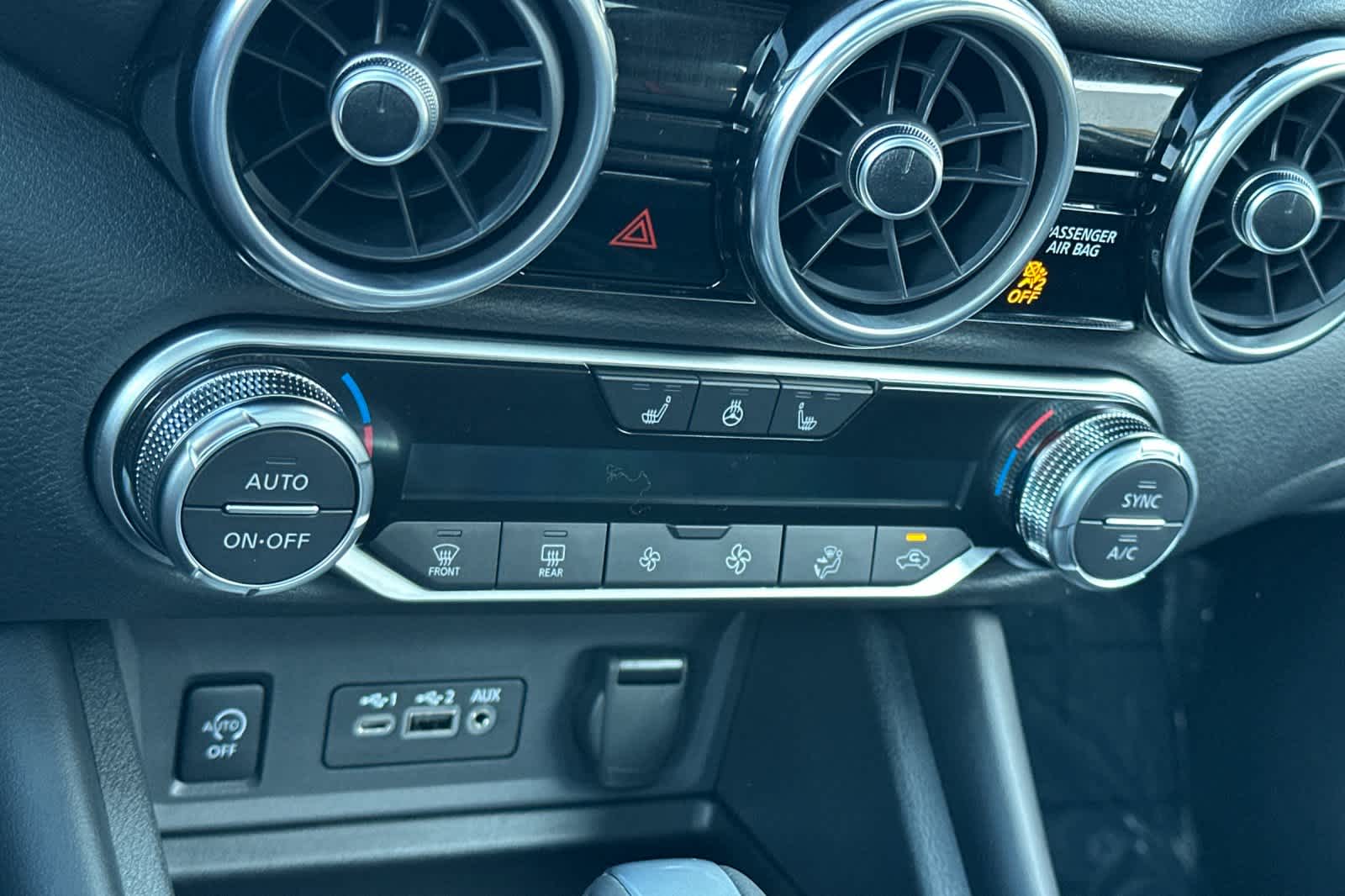 Thumbnail: 2025 Nissan Sentra - 19