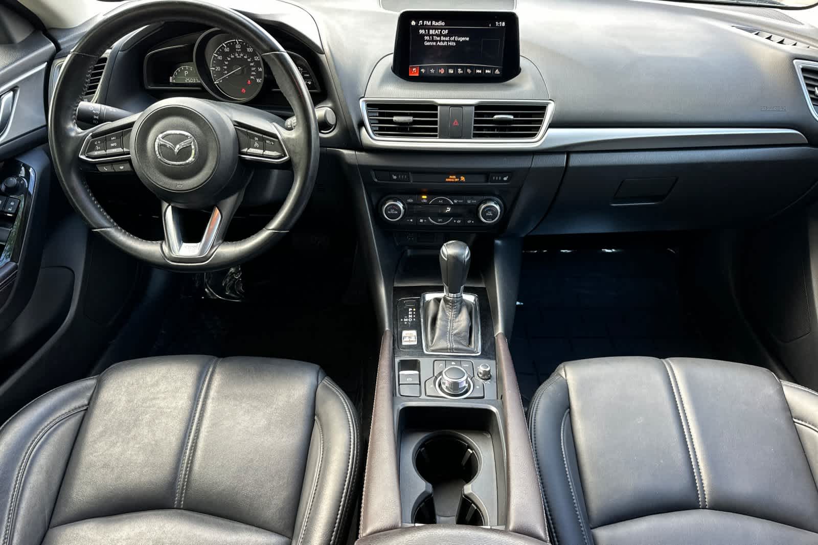 Thumbnail: 2017 Mazda Mazda3 - 2