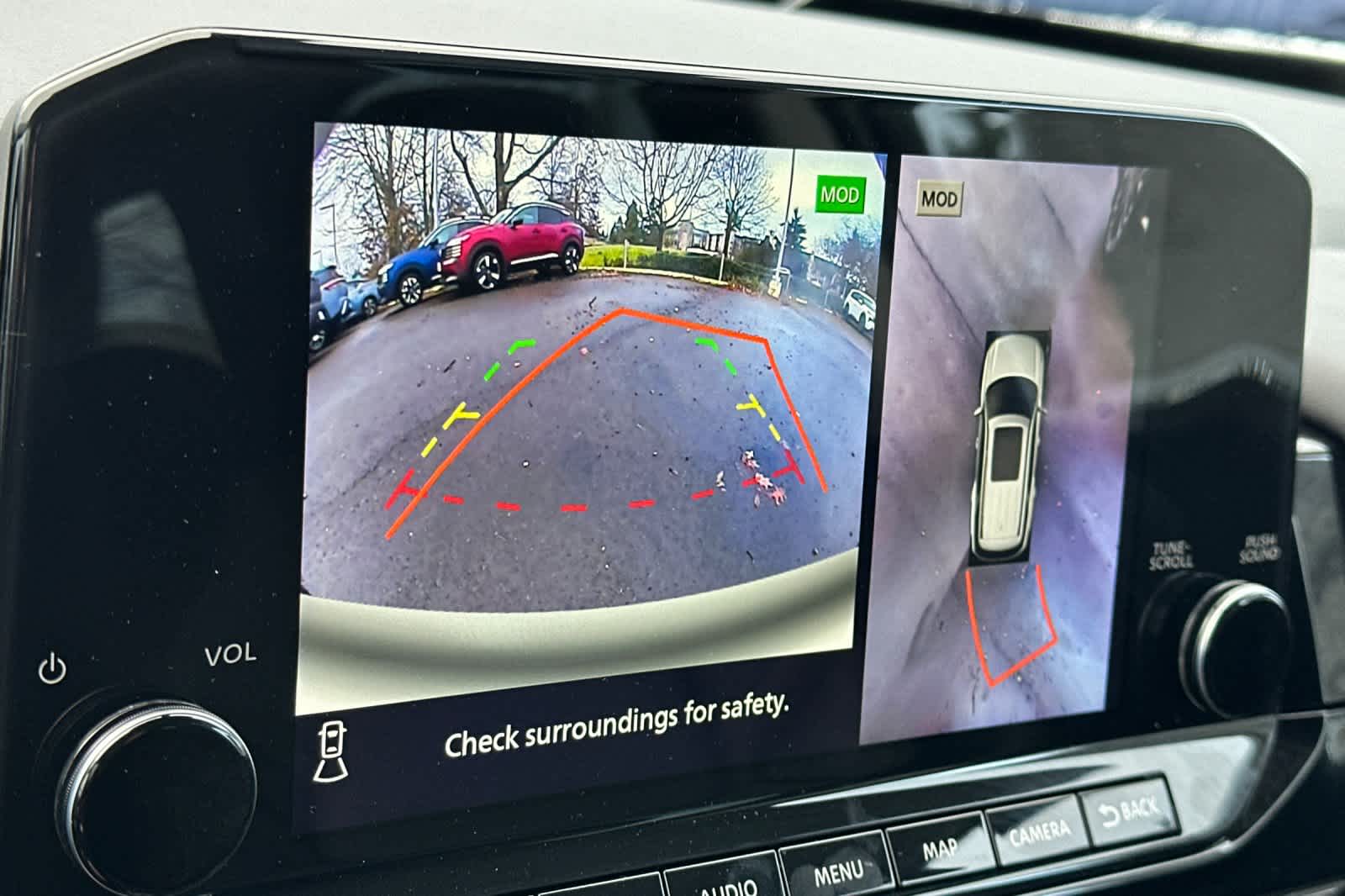 Thumbnail: 2025 Nissan Pathfinder - 21