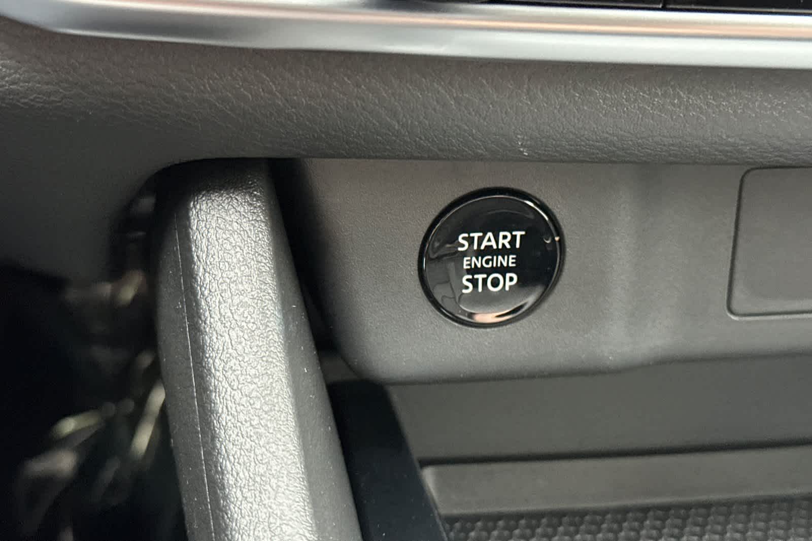 Thumbnail: 2026 Nissan Rogue - 22