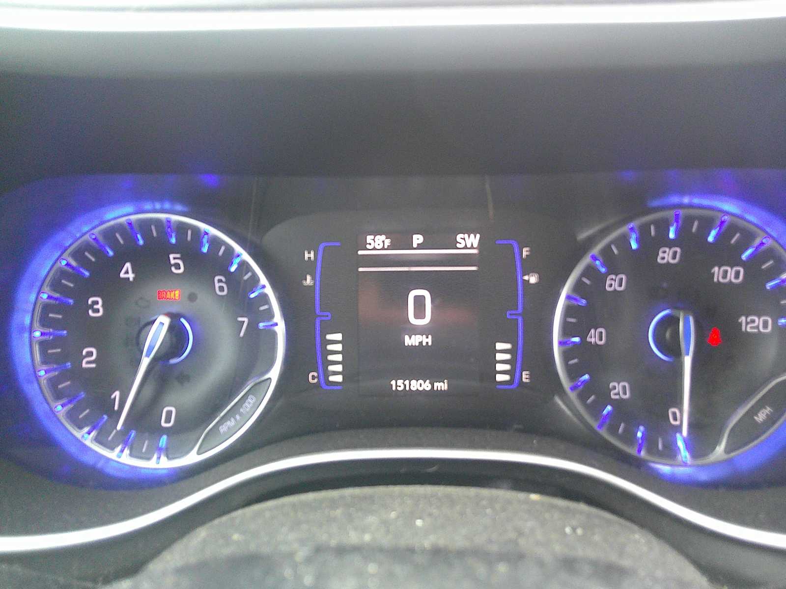 Thumbnail: 2020 Chrysler Pacifica - 10