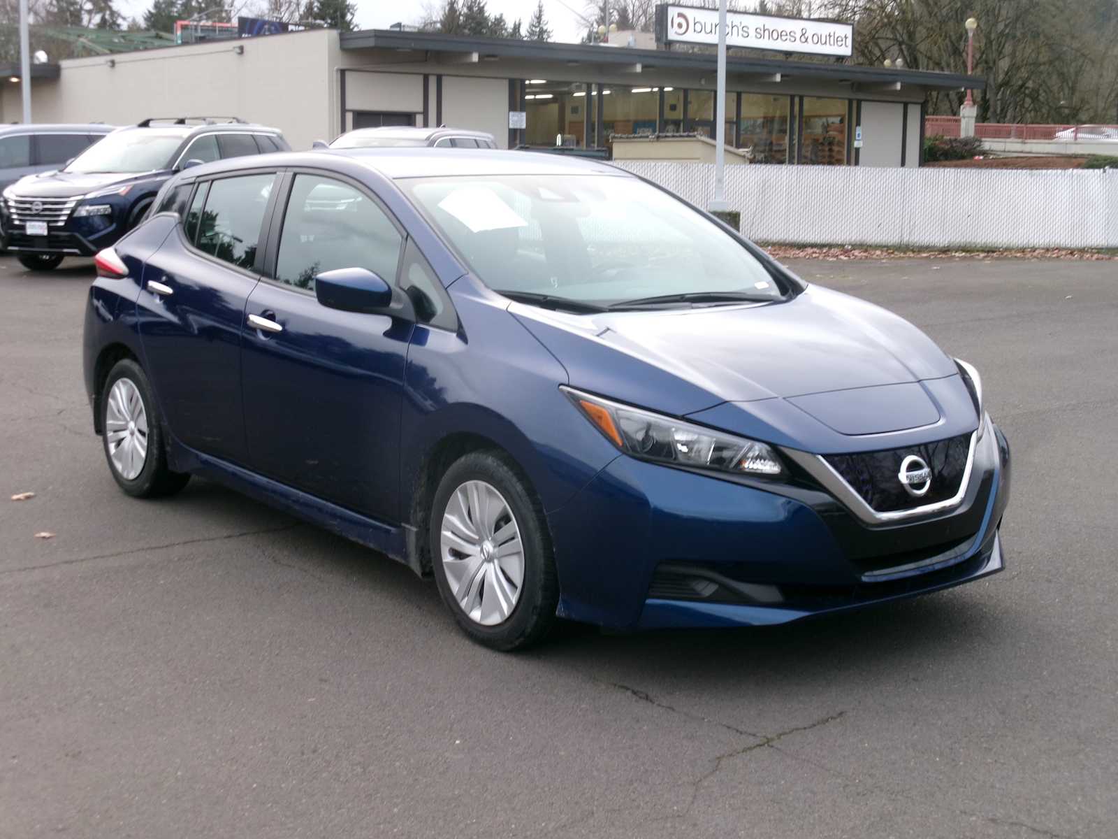 Thumbnail: 2022 Nissan Leaf - 7