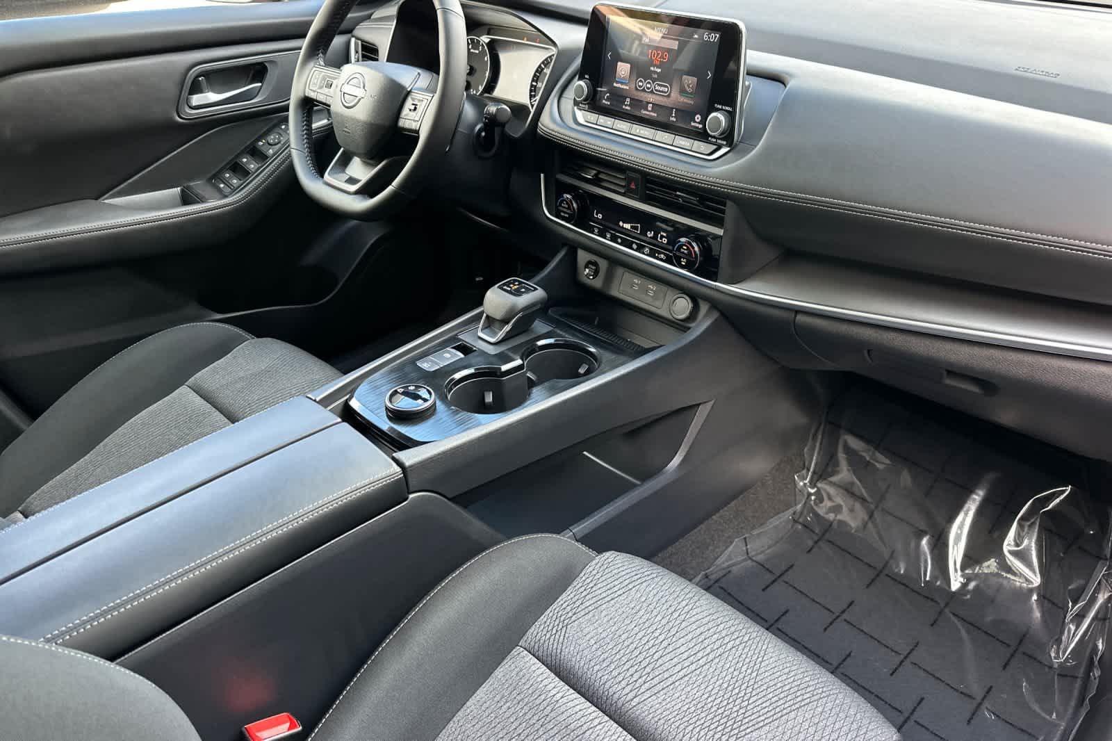 Thumbnail: 2026 Nissan Rogue - 16
