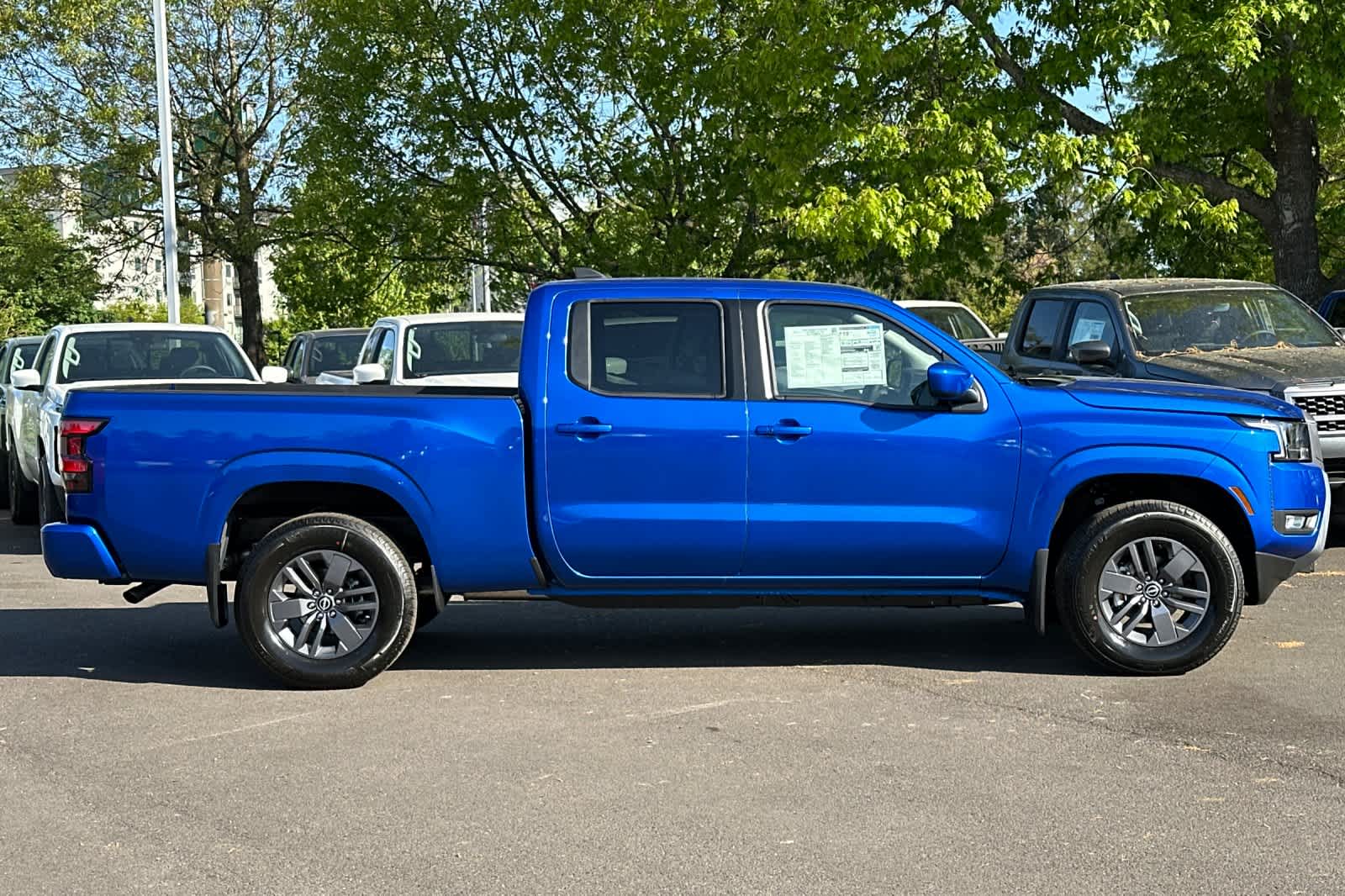 Thumbnail: 2025 Nissan Frontier - 8