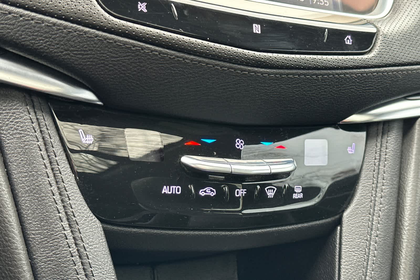 Thumbnail: 2020 Cadillac XT5 - 20