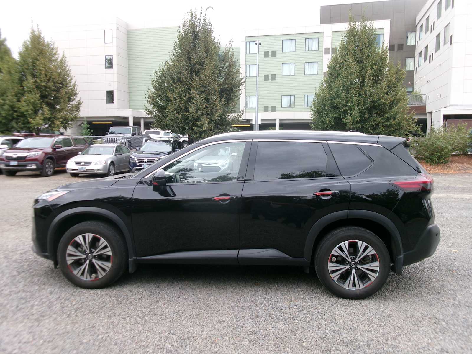 Thumbnail: 2021 Nissan Rogue - 2