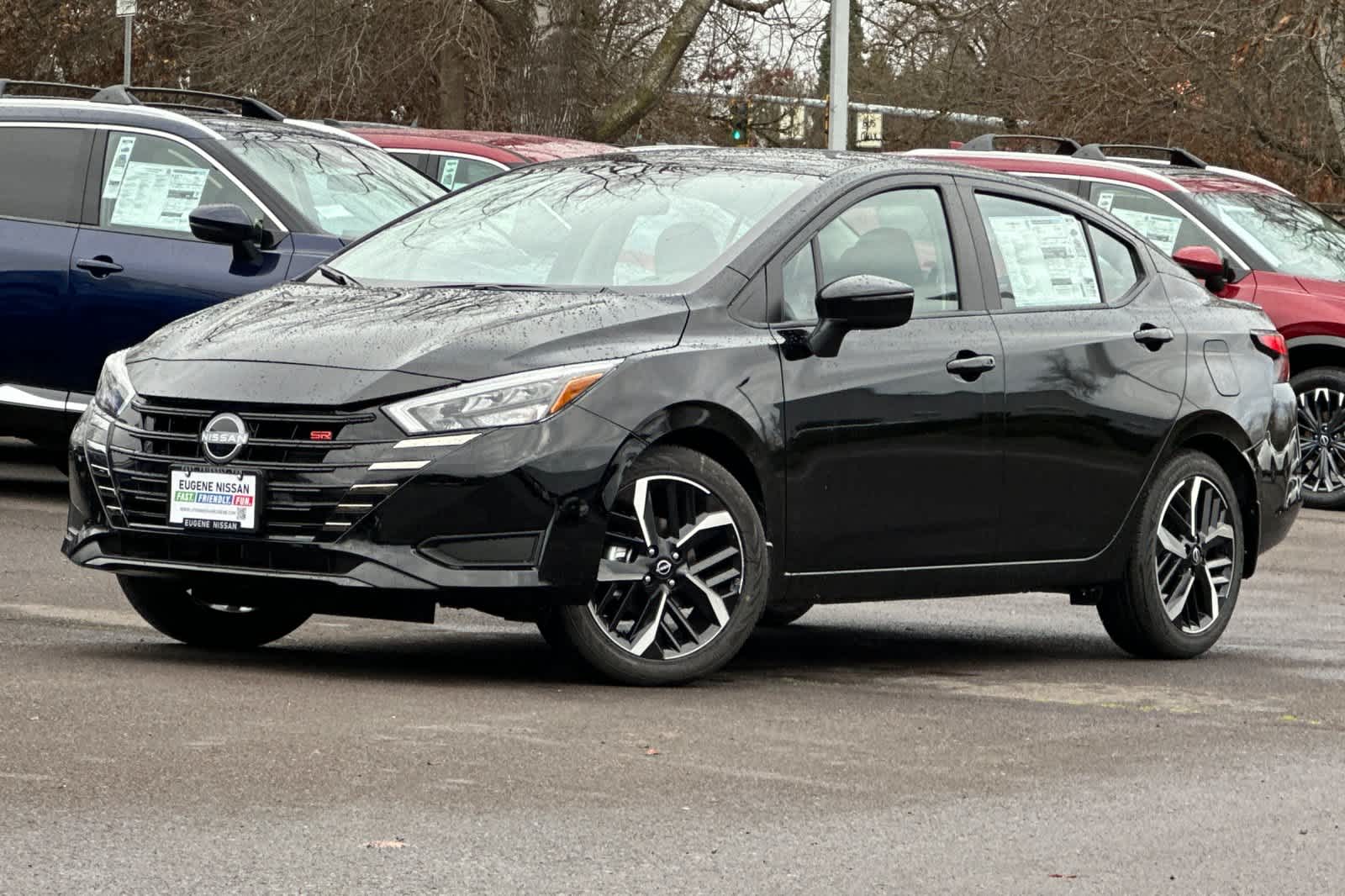 2025 Nissan Versa Sedan SR's photo