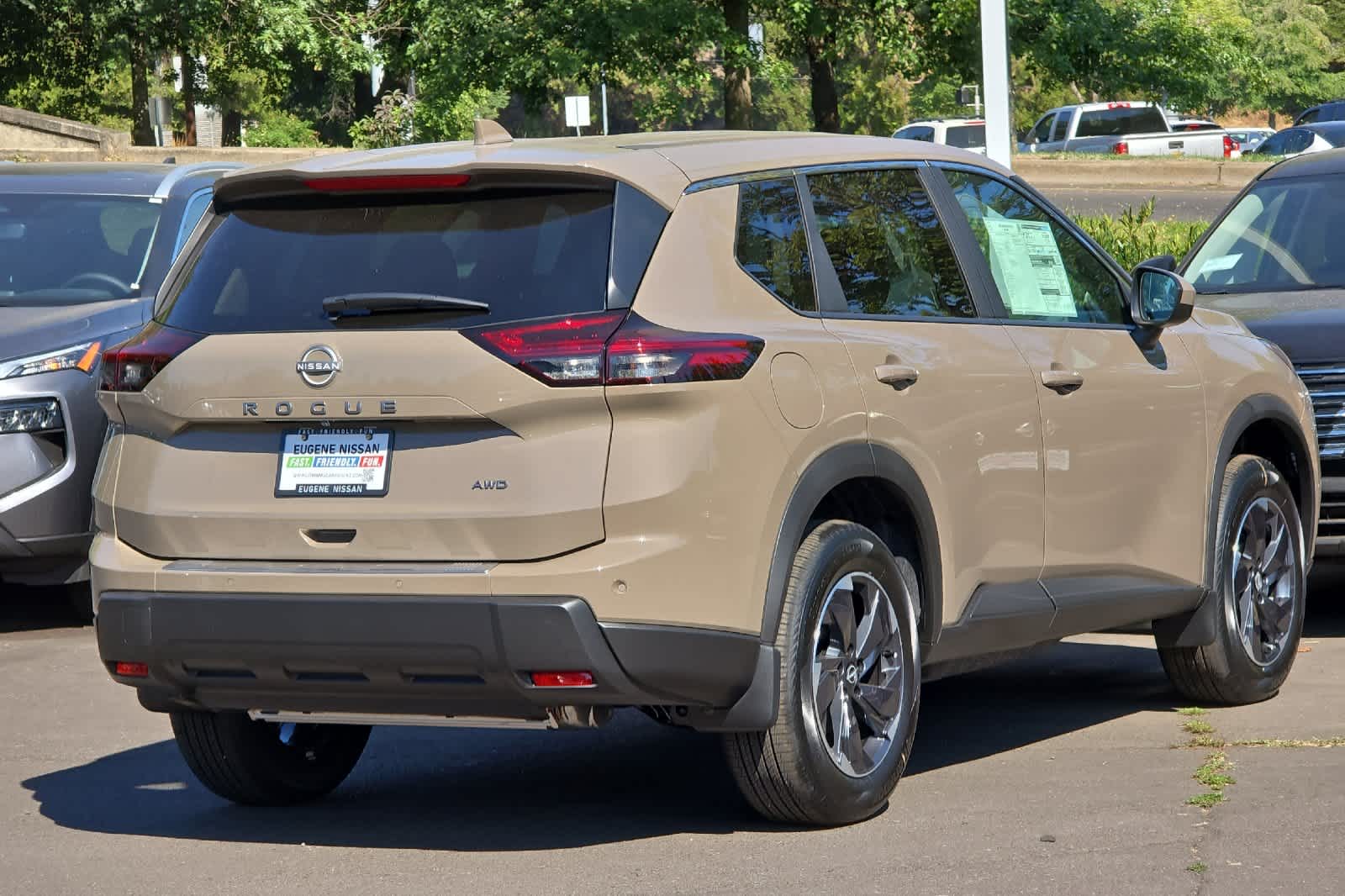 Thumbnail: 2025 Nissan Rogue - 2