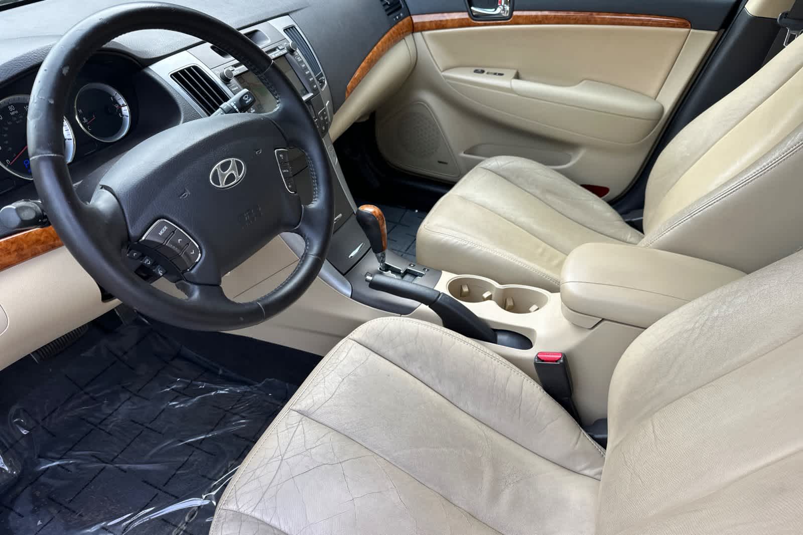 Thumbnail: 2009 Hyundai Sonata - 11