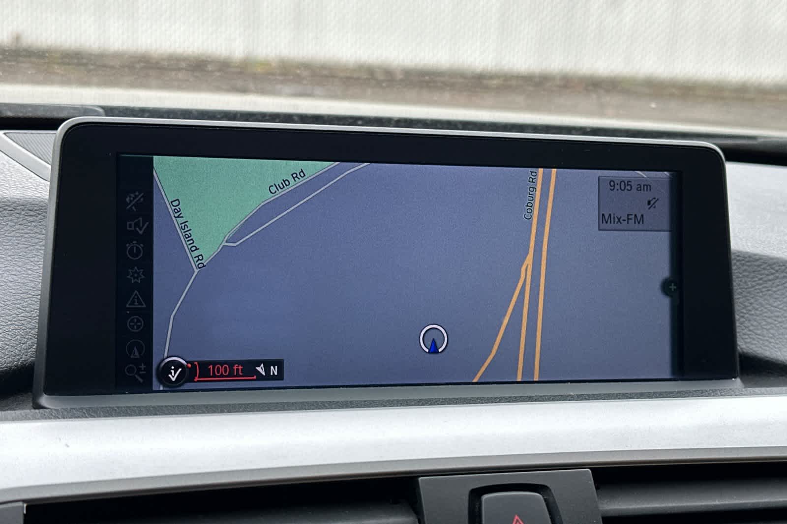 Thumbnail: 2012 BMW 3 Series - 18