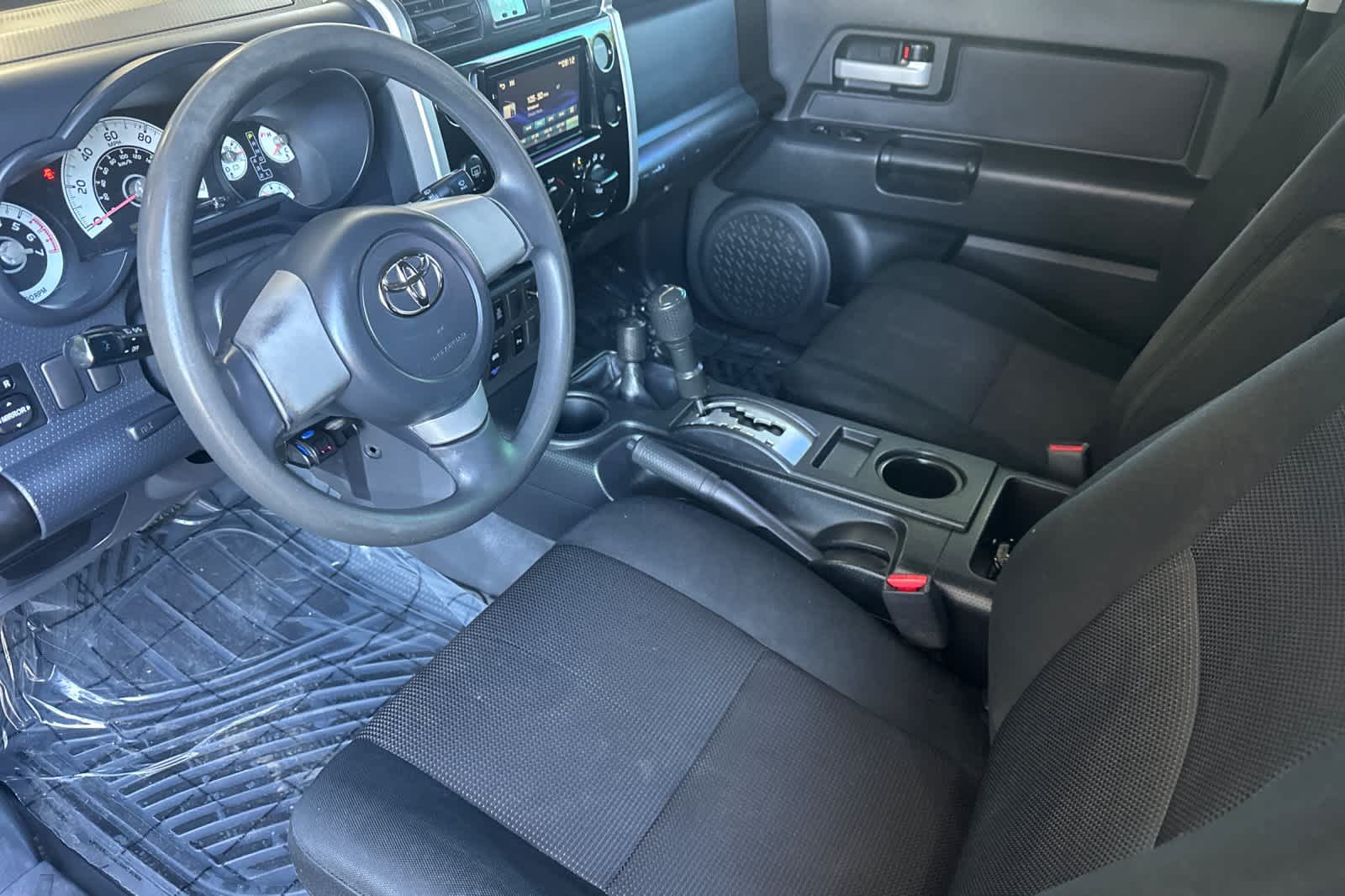 Thumbnail: 2007 Toyota FJ Cruiser - 10