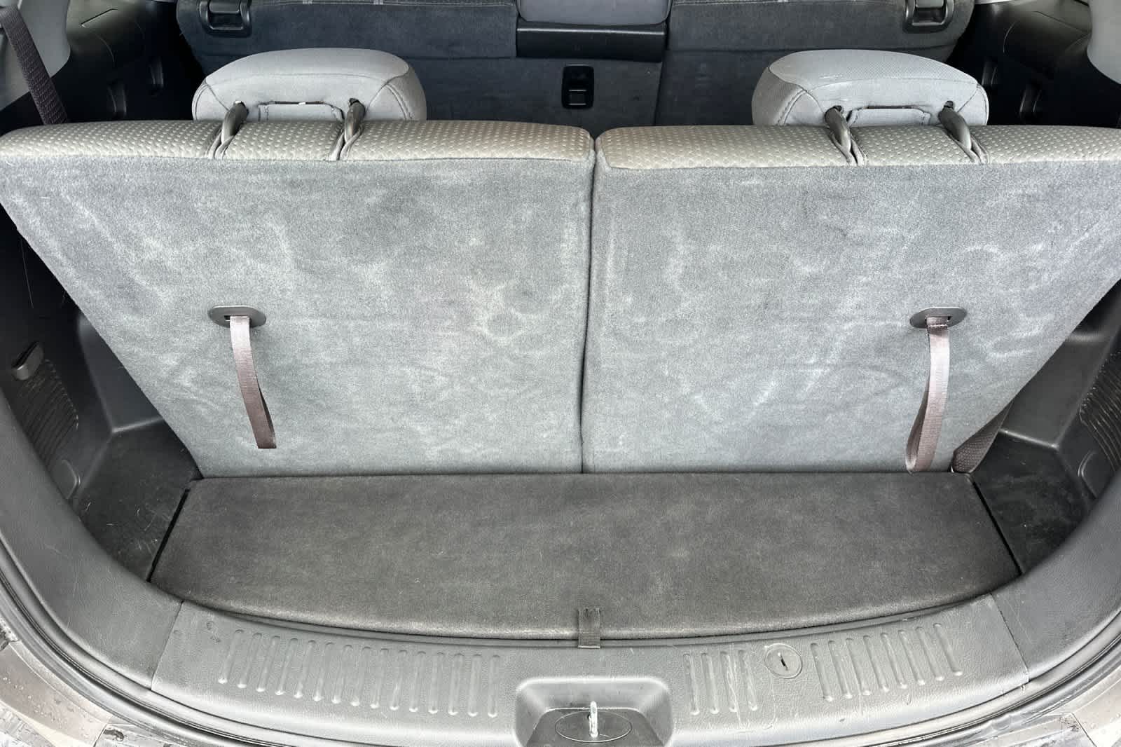 Thumbnail: 2013 Kia Sorento - 16