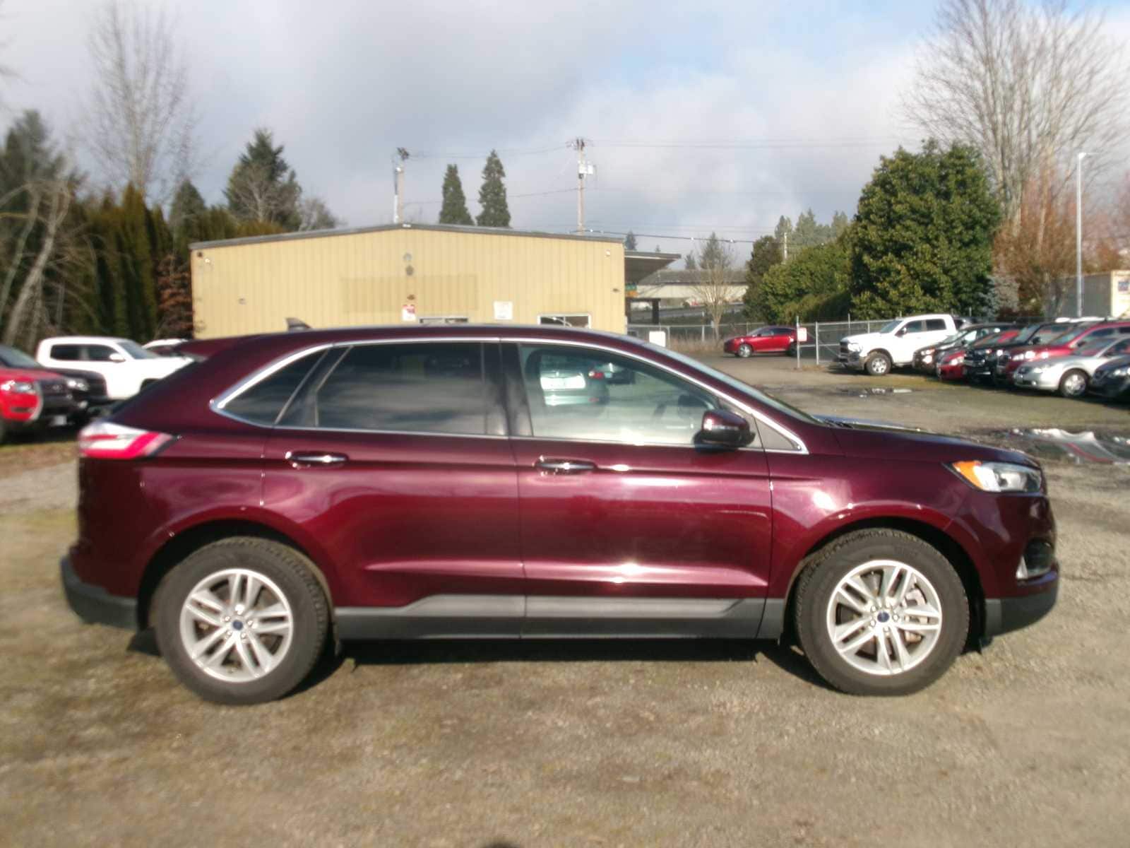 Thumbnail: 2021 Ford Edge - 6