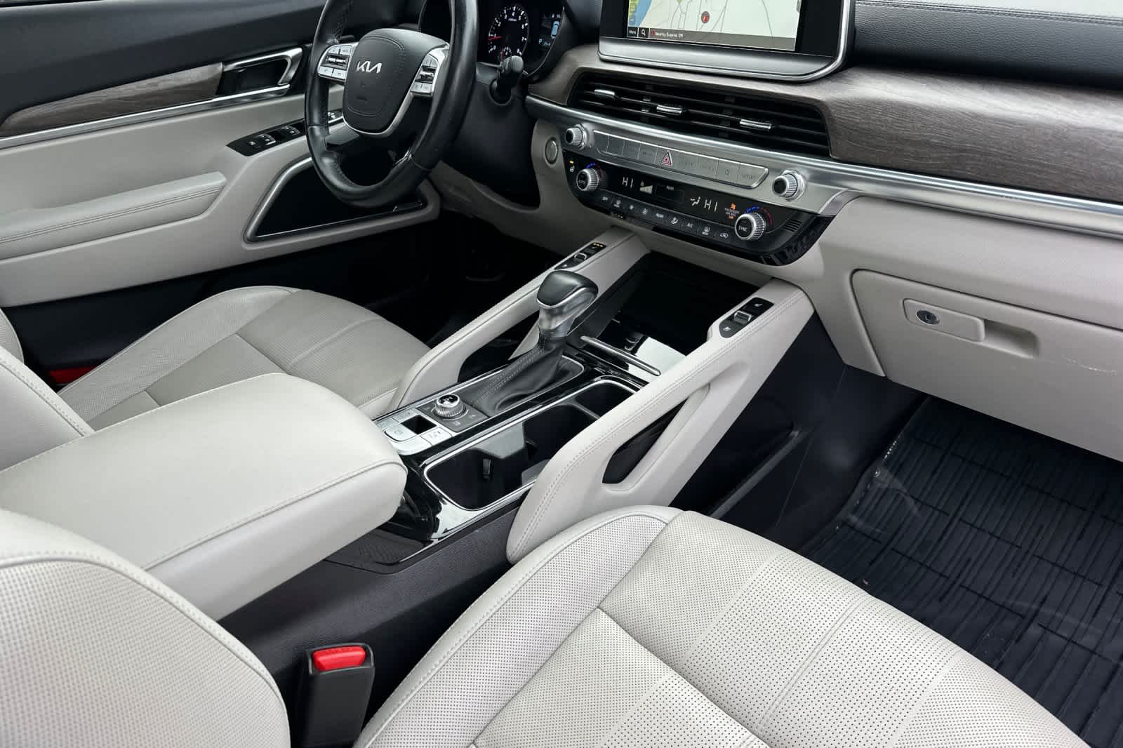 Thumbnail: 2022 Kia Telluride - 17