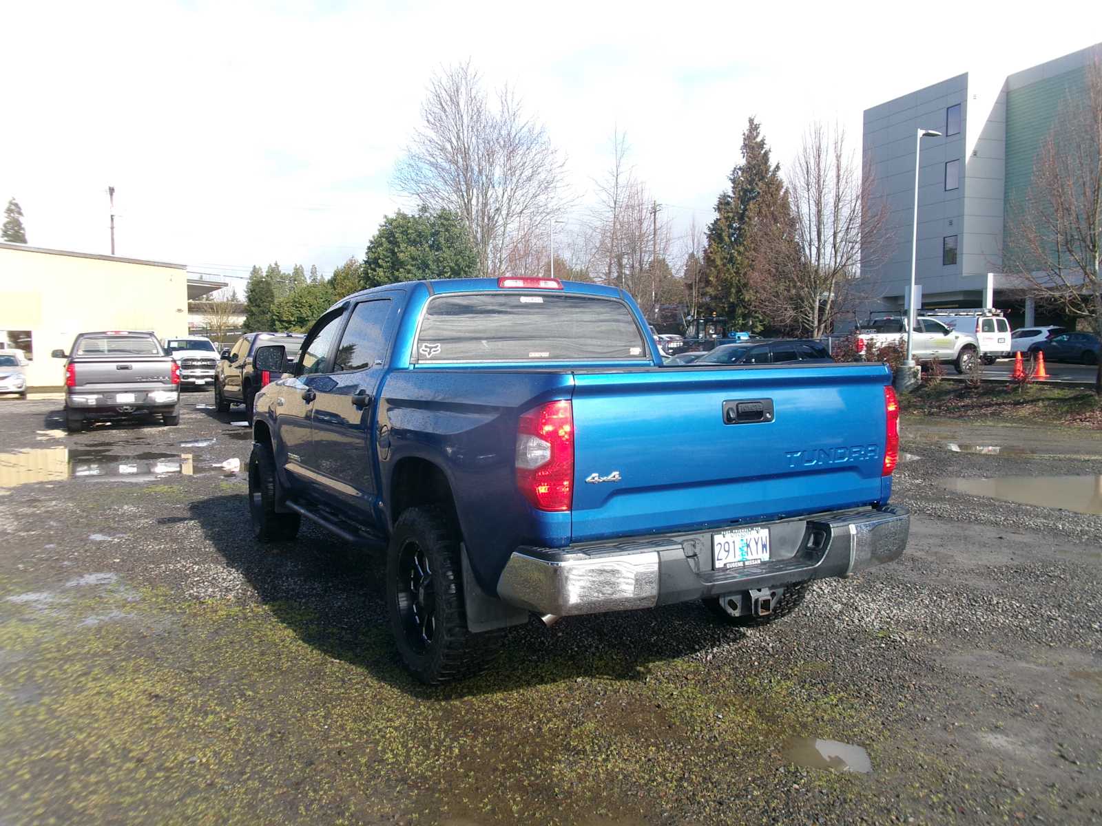 Thumbnail: 2018 Toyota Tundra - 3