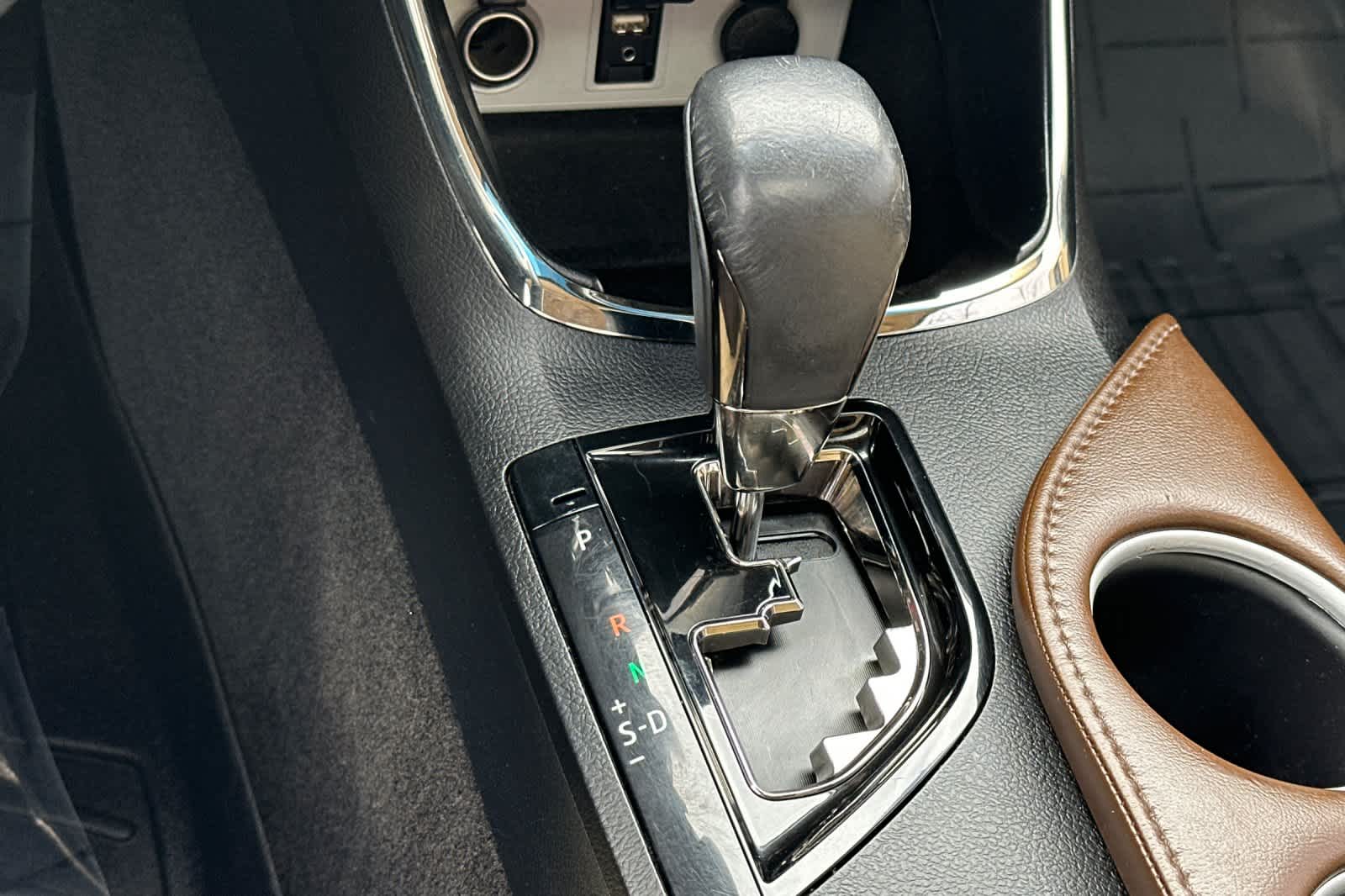 Thumbnail: 2014 Toyota Avalon - 21