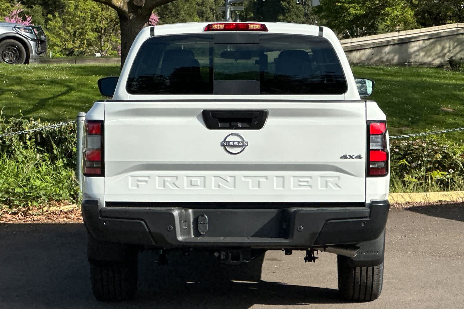 Thumbnail: 2026 Nissan Frontier - 7