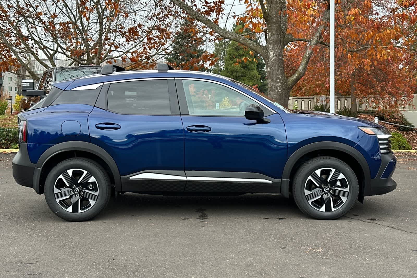 Thumbnail: 2026 Nissan Kicks - 8