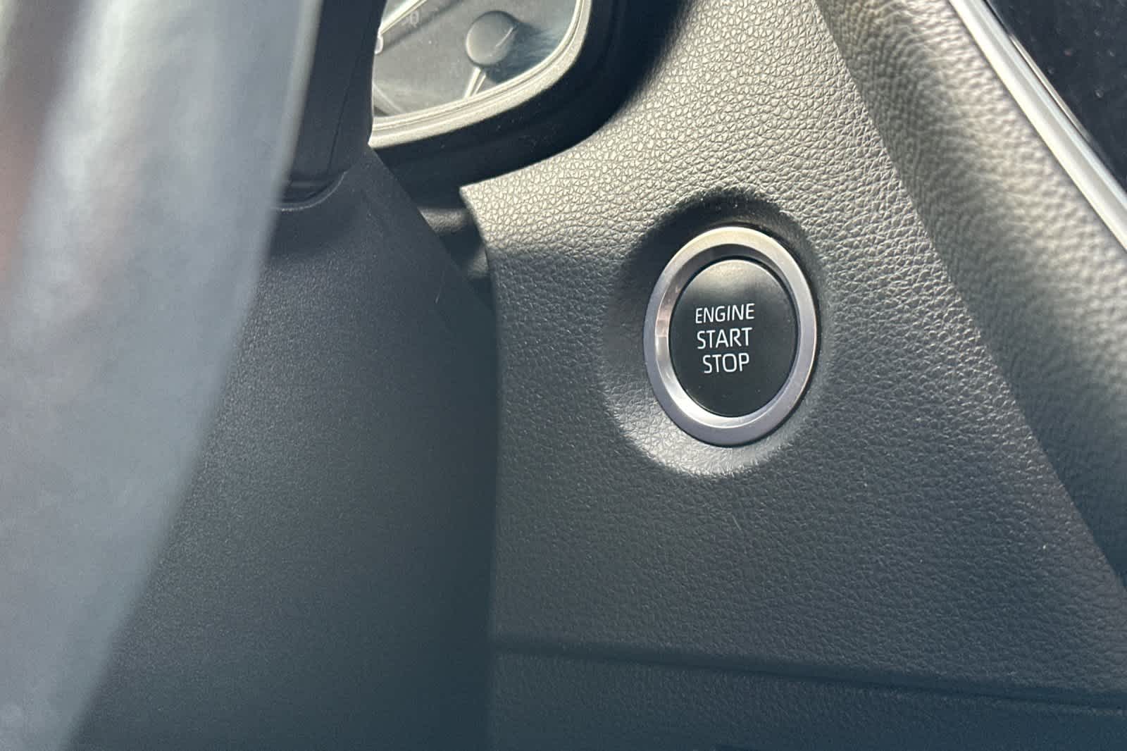 Thumbnail: 2023 Toyota Corolla - 21