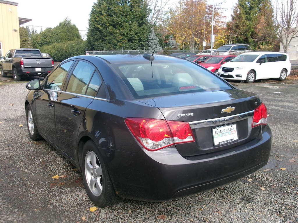 Used 2015 Chevrolet Cruze 1LT Auto Sedan