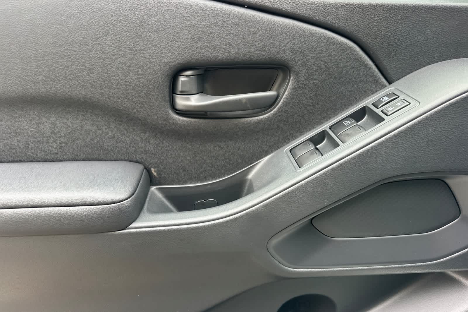 Thumbnail: 2025 Nissan Frontier - 12