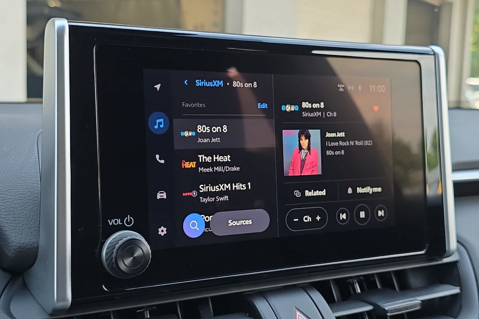 Thumbnail: 2023 Toyota RAV4 - 18