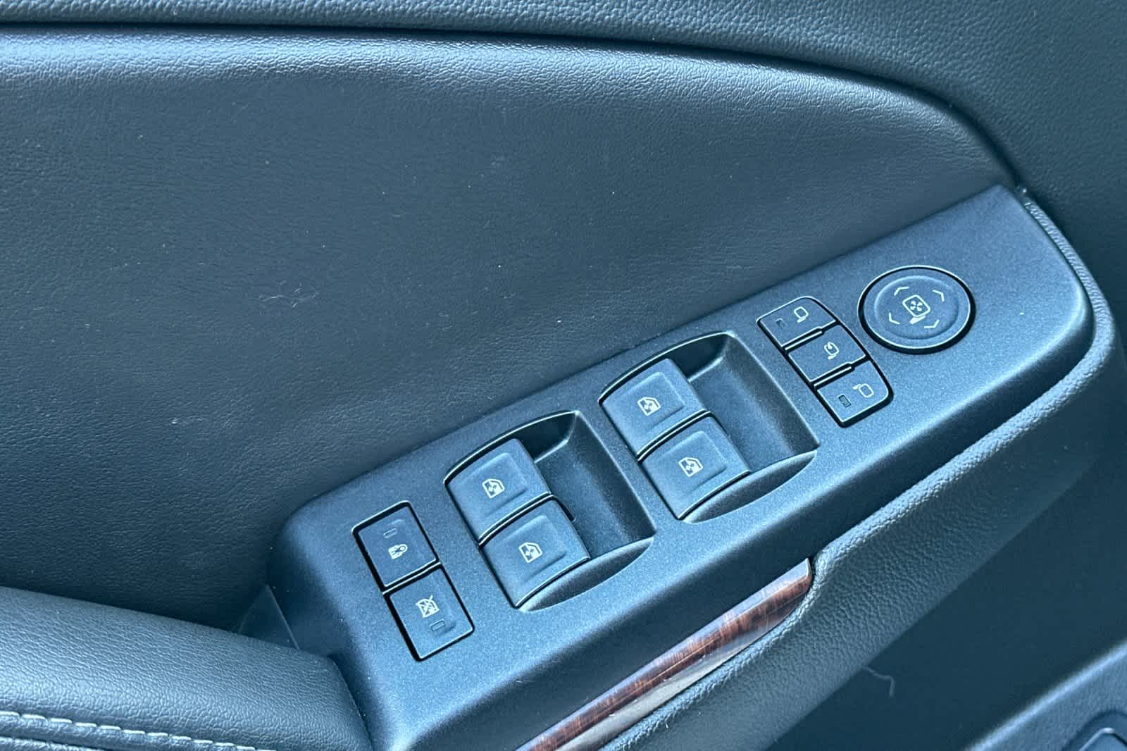 Thumbnail: 2019 GMC Yukon - 13