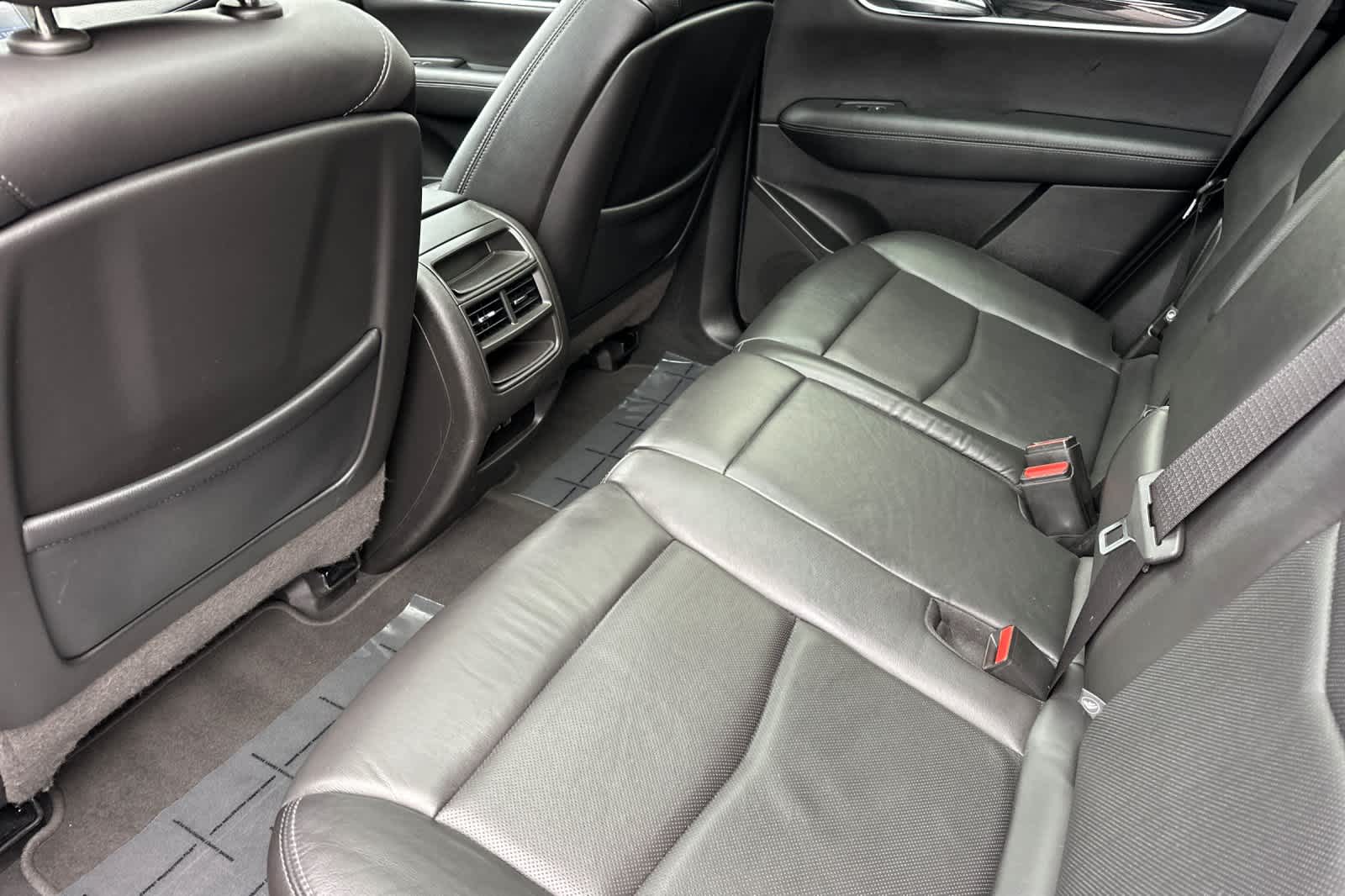 Thumbnail: 2020 Cadillac XT5 - 4