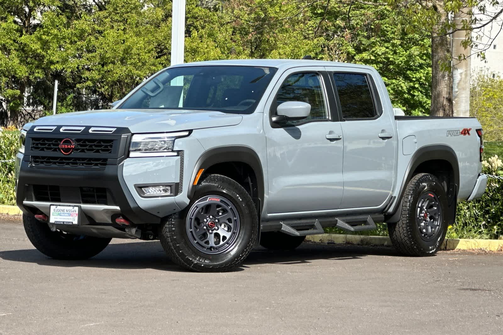 2025 Nissan Frontier PRO-4X -
                  Eugene, OR