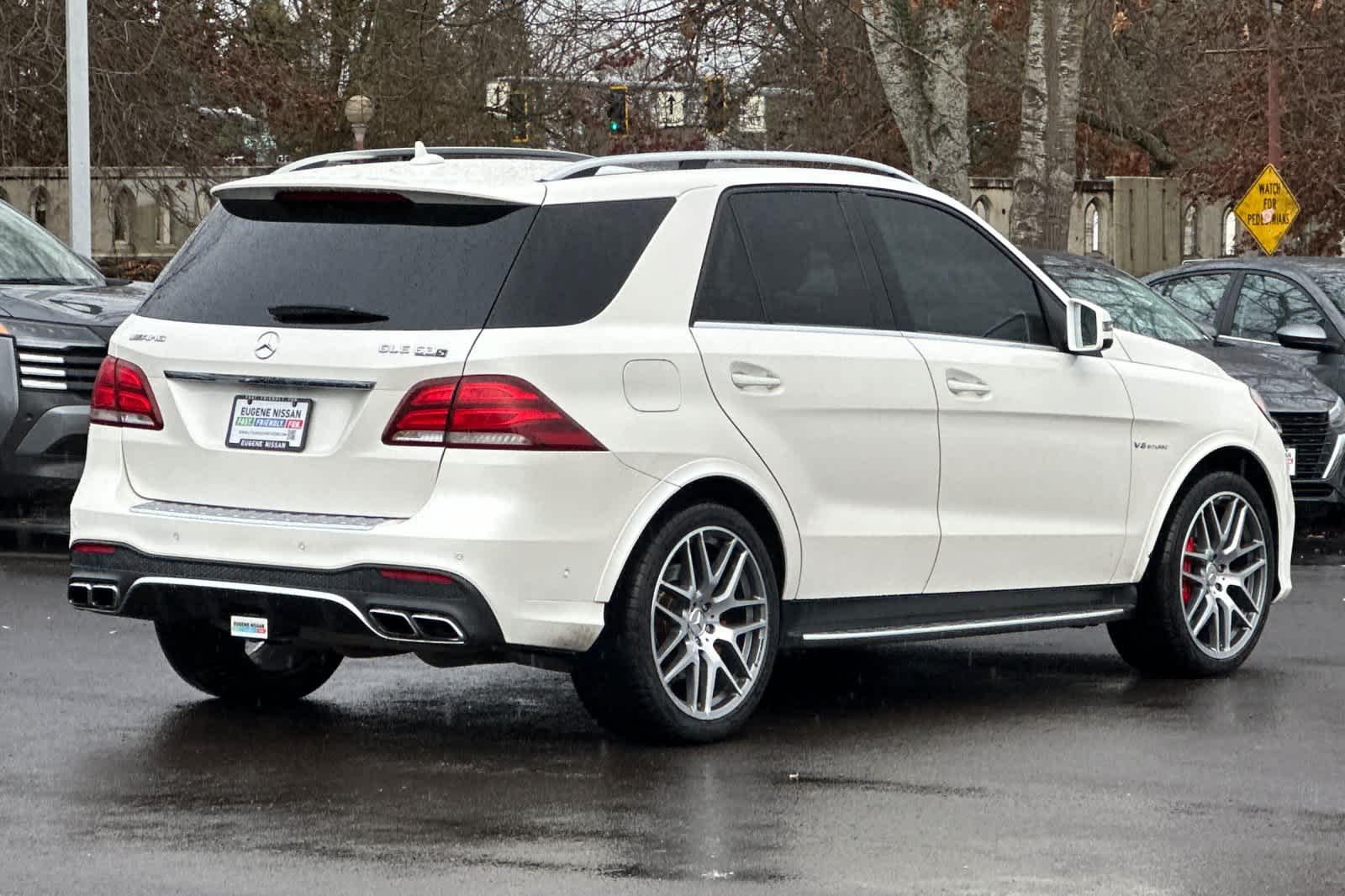 Thumbnail: 2019 Mercedes-Benz GL-Class - 2