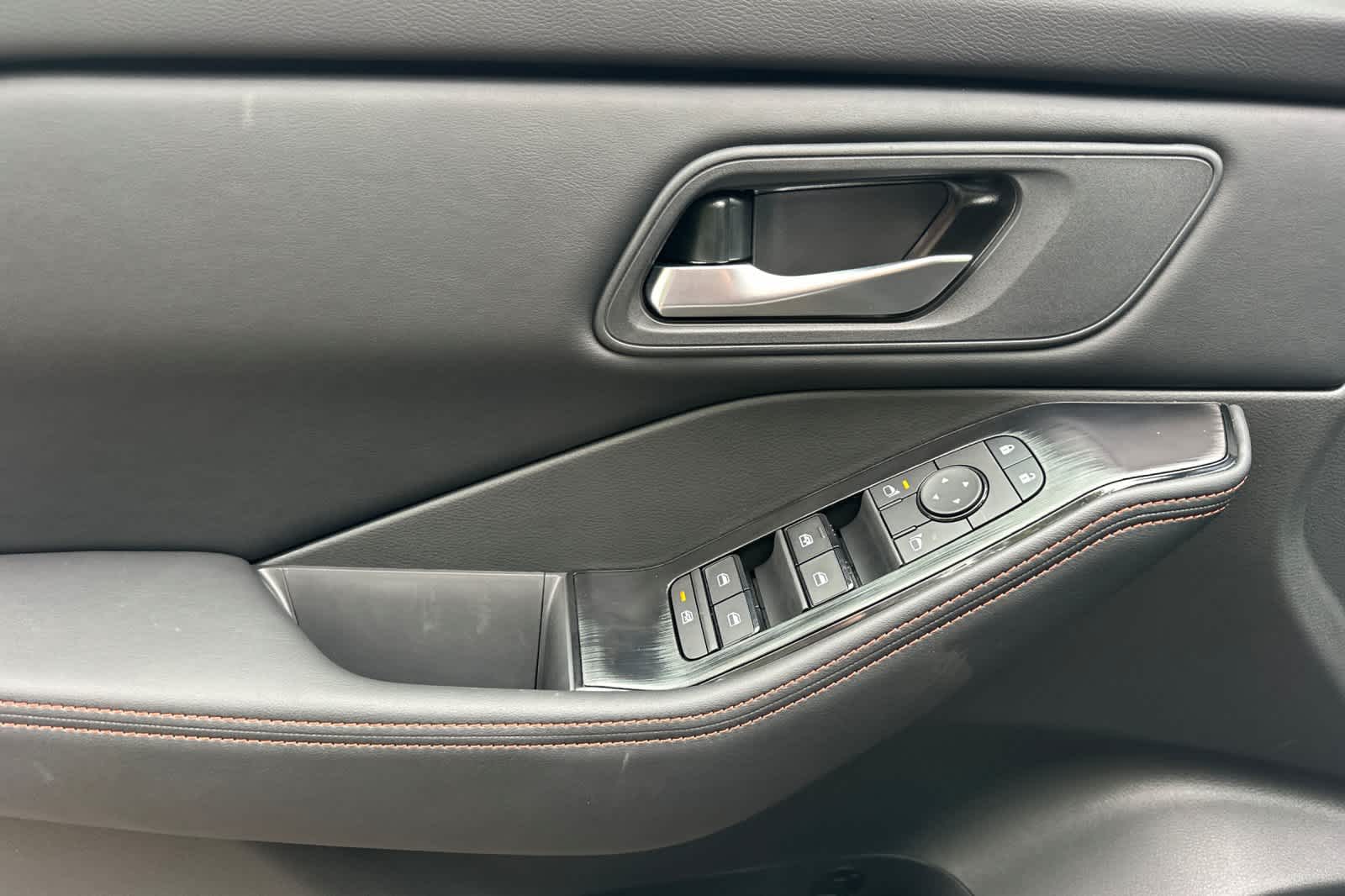 Thumbnail: 2026 Nissan Rogue - 12