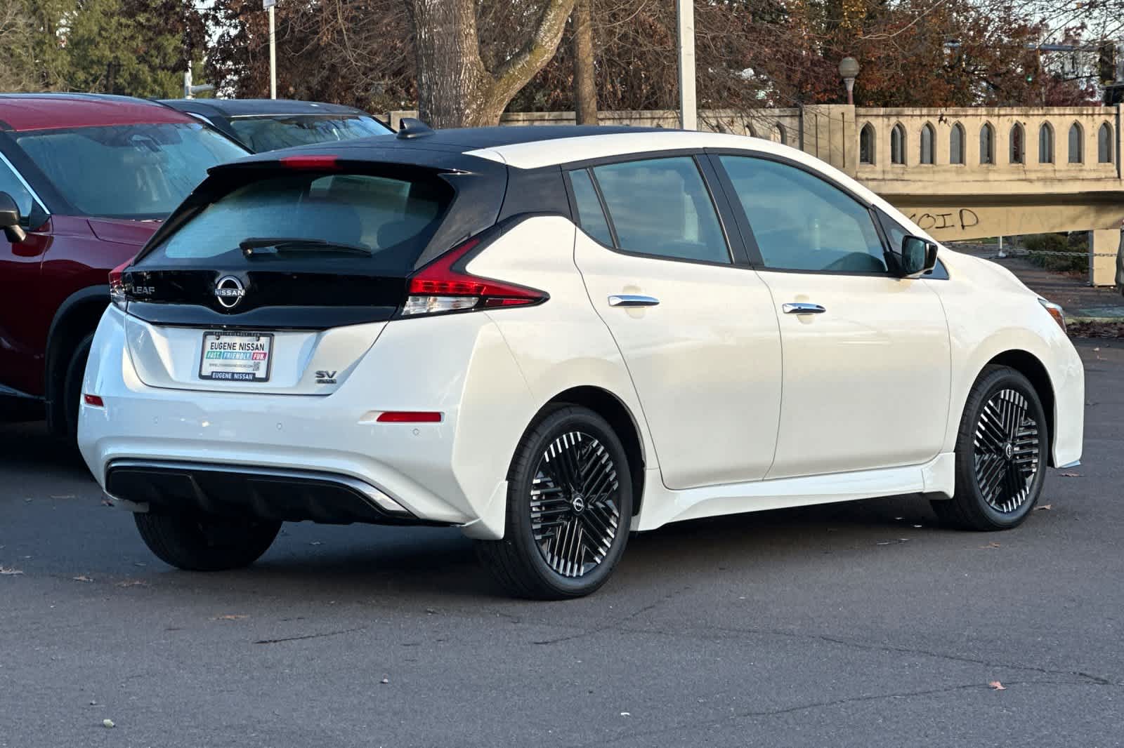 Thumbnail: 2025 Nissan Leaf - 2