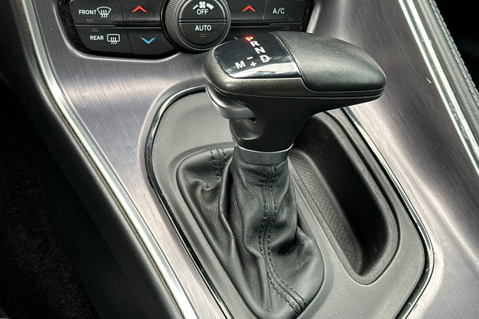 Thumbnail: 2015 Dodge Challenger - 19