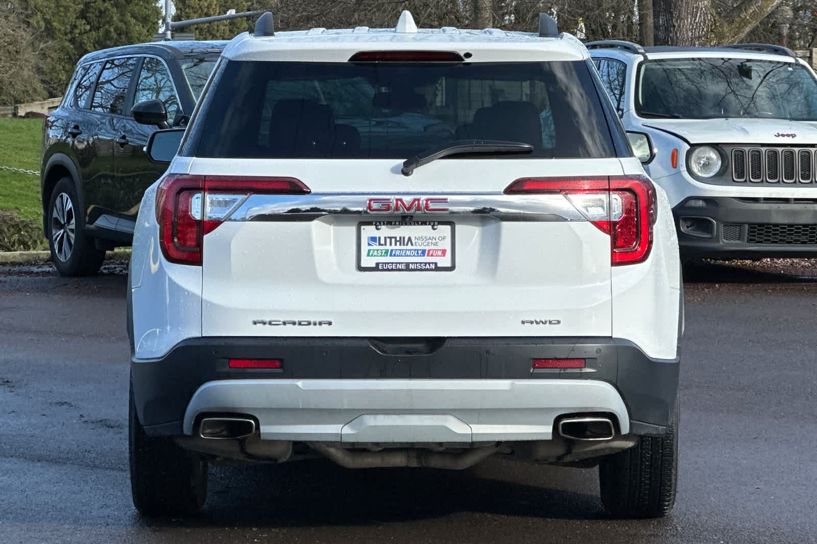 2023 GMC Acadia SLT 7