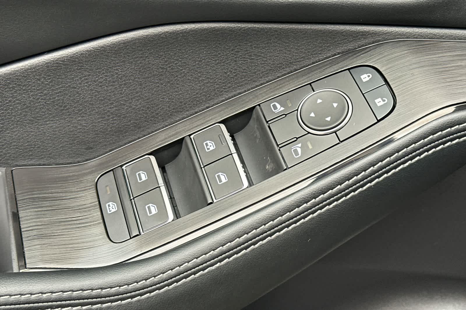 Thumbnail: 2026 Nissan Rogue - 13