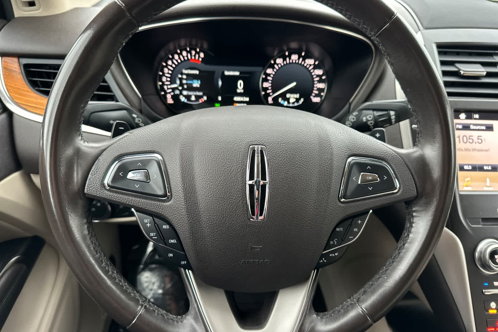 Thumbnail: 2018 Lincoln MKC - 24