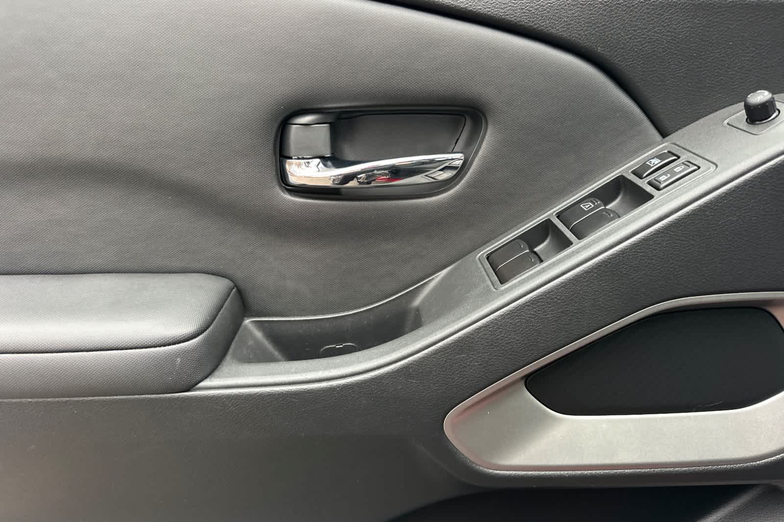 Thumbnail: 2023 Nissan Frontier - 12