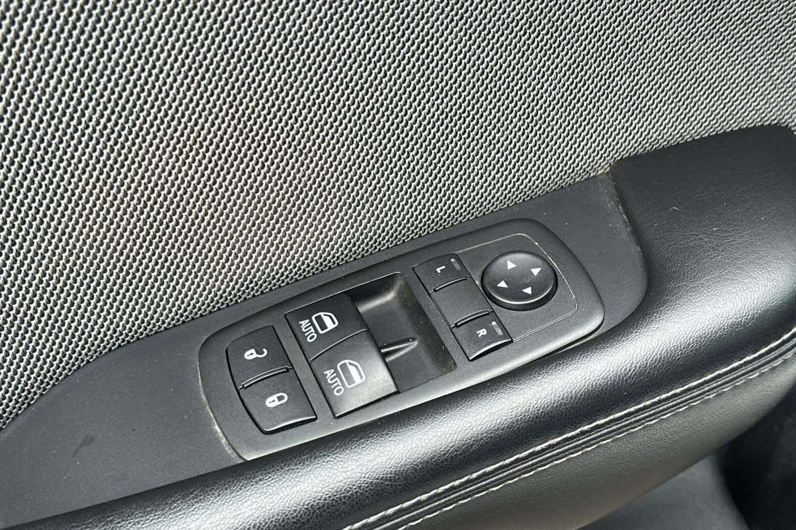 Thumbnail: 2015 Dodge Challenger - 13