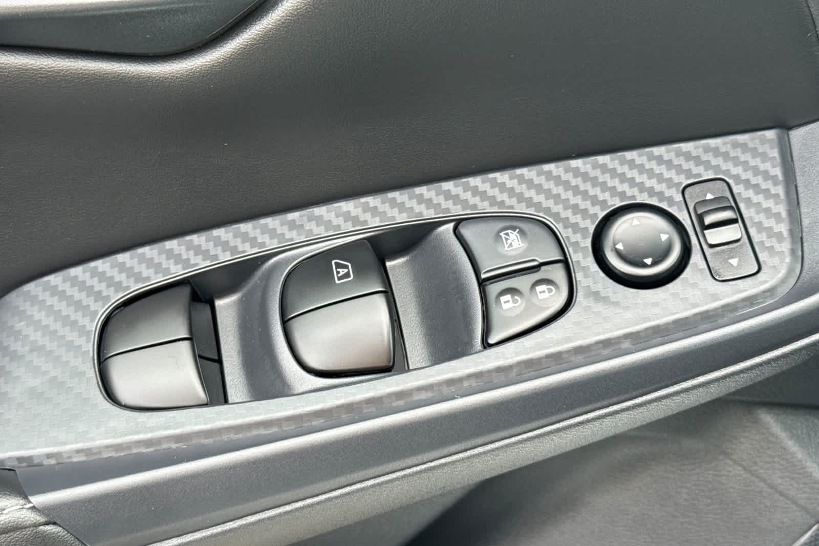 Thumbnail: 2025 Nissan Sentra - 13