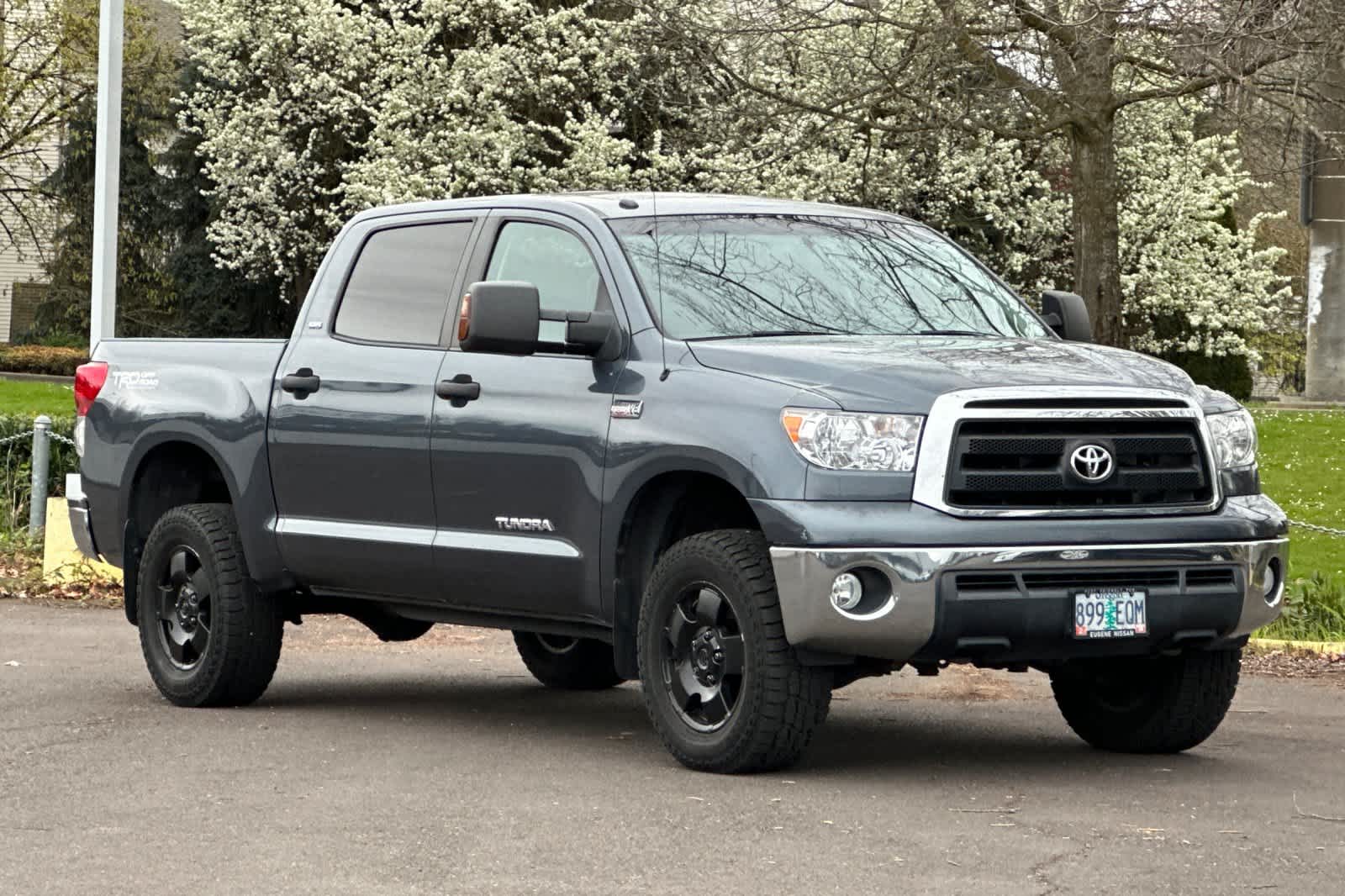 Thumbnail: 2010 Toyota Tundra - 9