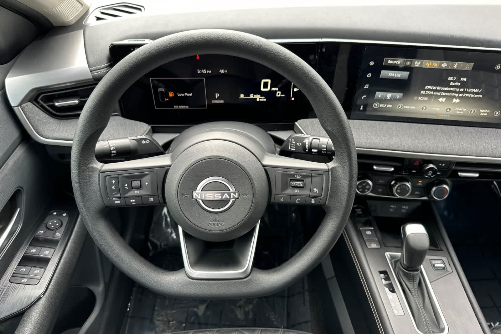 Thumbnail: 2025 Nissan Kicks - 14