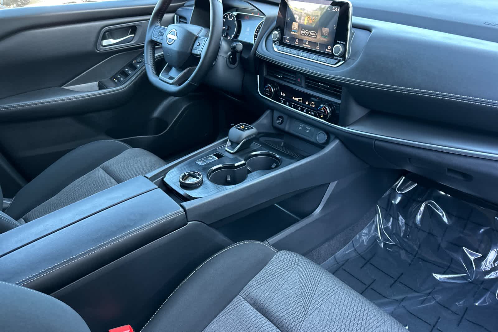 Thumbnail: 2026 Nissan Rogue - 16
