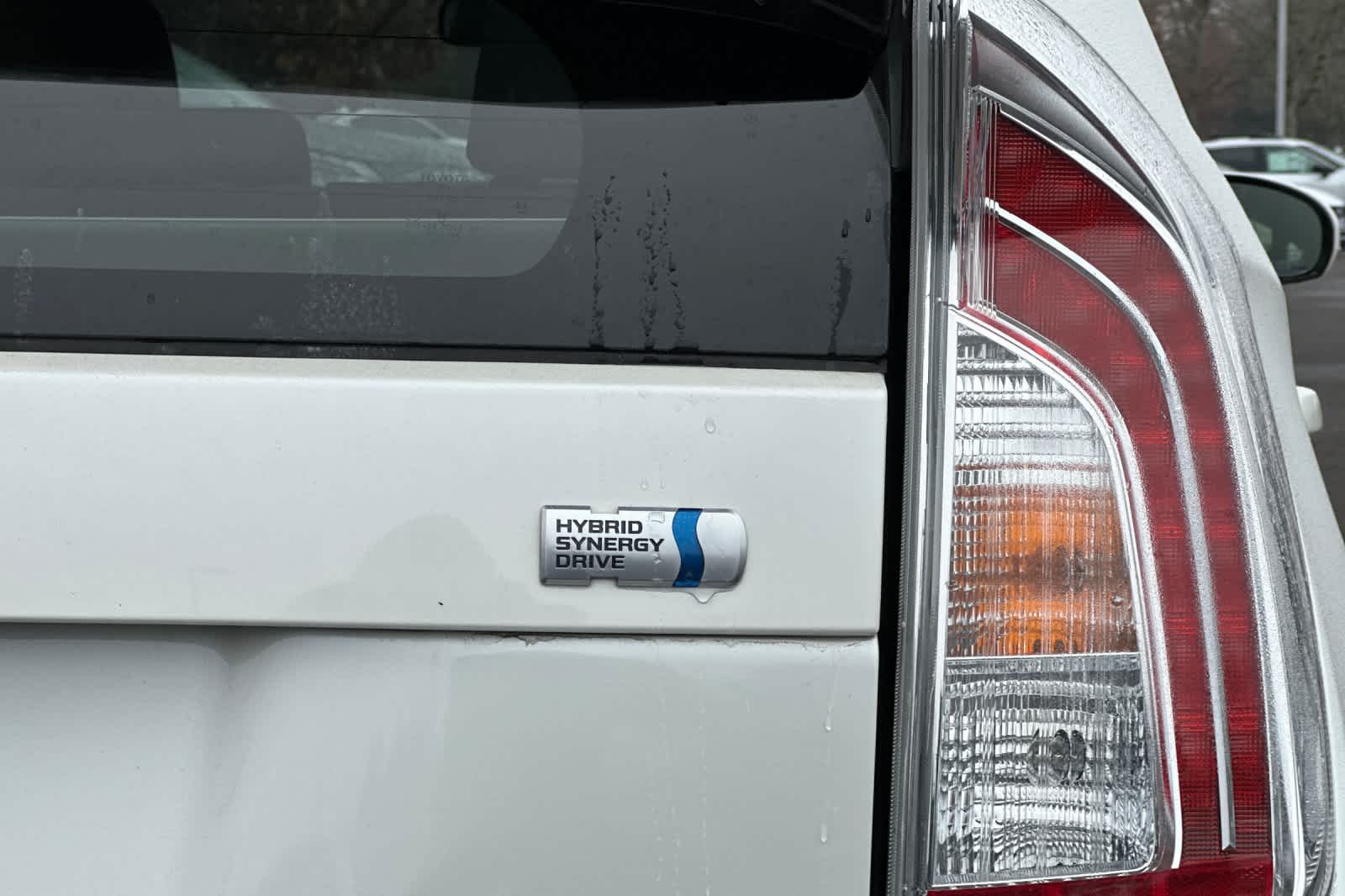 Thumbnail: 2015 Toyota Prius - 27