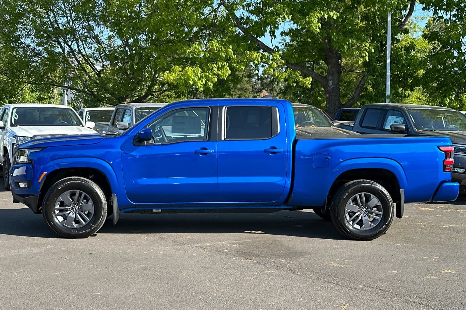 Thumbnail: 2025 Nissan Frontier - 5