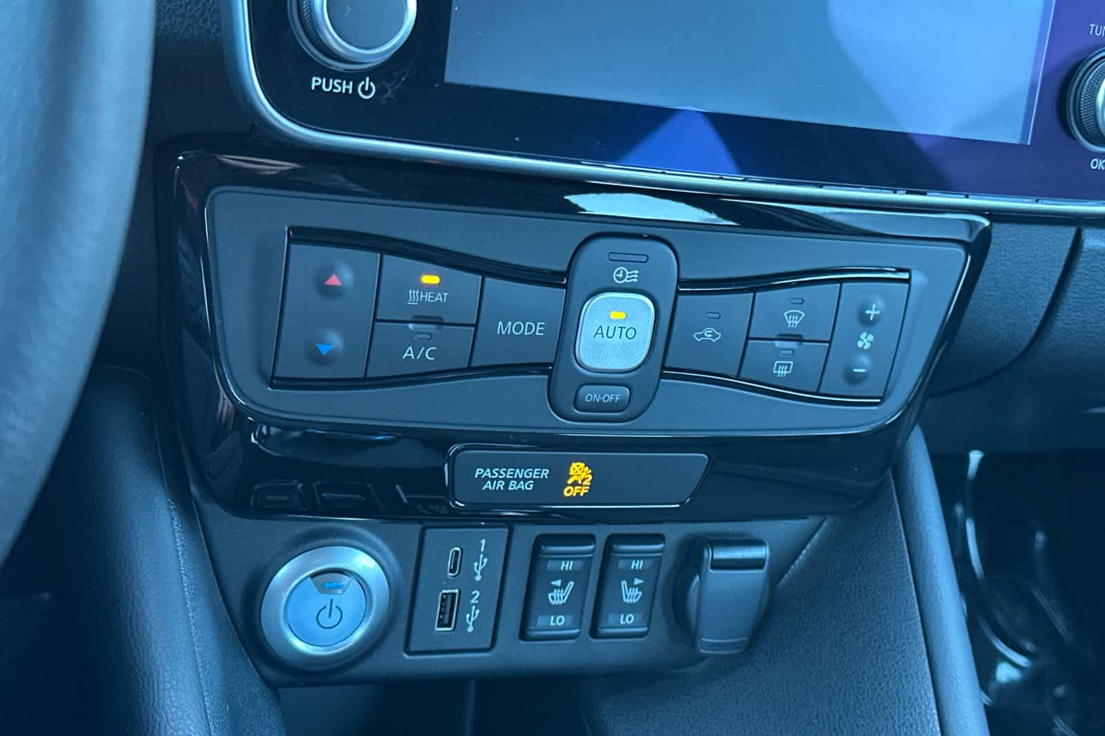 Thumbnail: 2025 Nissan Leaf - 21