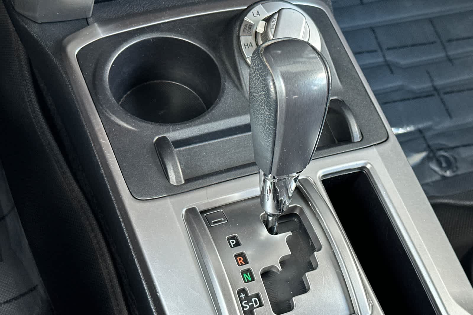 Thumbnail: 2019 Toyota 4Runner - 22